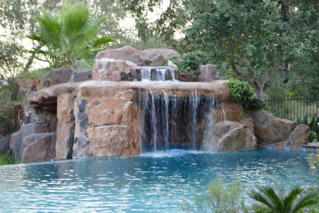 Villa At Cibolo Chase, A Private Resort With Pool Bulverde Екстериор снимка